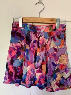 Colorful Abstract Print Skater Short- Pink Multi